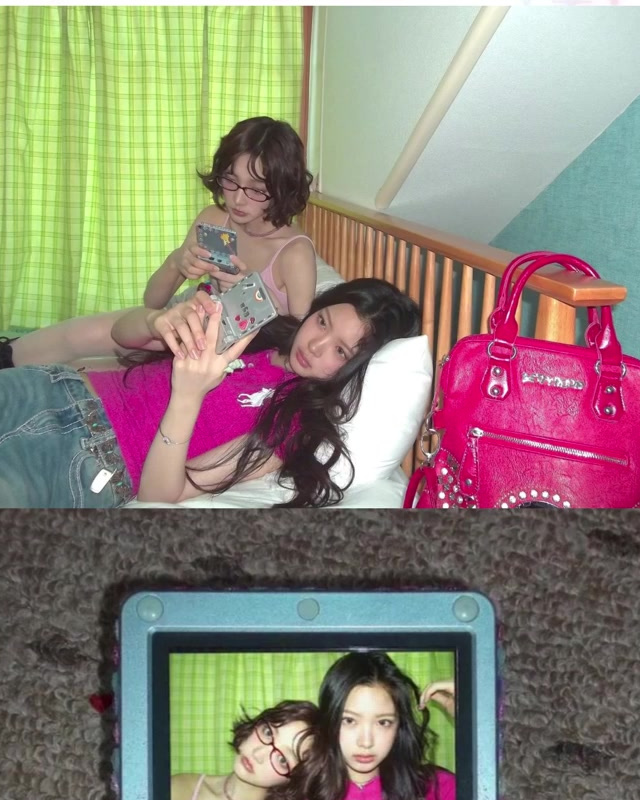 KiiiKiii mood reference with an old computer album, bedroom setting, and hot pink bag.